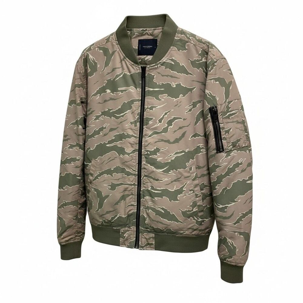 Lucky Brand Bomber camo jacket size Large zip up